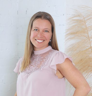 Ariel Hennig Wood's profile